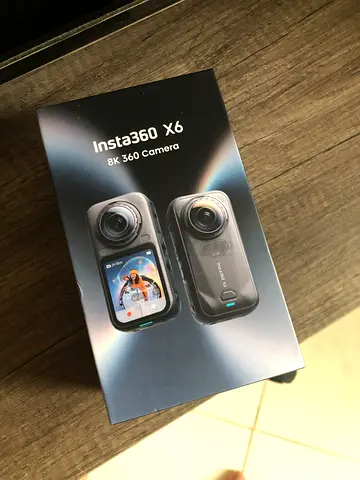 Insta360 x6