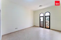 Partially Renovated I Landscaped I Single Row