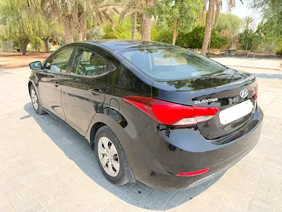 Hyundai Elantra GL 2015 GCC Specs