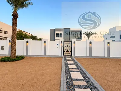Luxury 5BR Villa with Private Pool | Driver | Garden