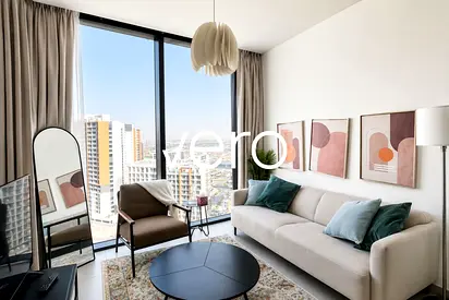 Fully Furnished | Mid Floor | Multiple Cheques
