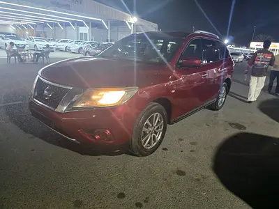 2015 Nissan Pathfinder SV - GCC Specs | Well Maintained, Good Condition