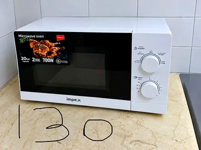 Impex 20L 700W Mechanical Microwave - Good Working Condition