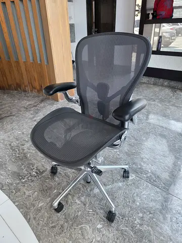 Size C Remastered Herman Miller Aeron Chair Polished Aluminium Frame Fully Adjustable