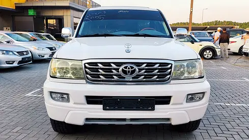 2005 Toyota Land Cruiser VXR - American Specs | Excellent Condition