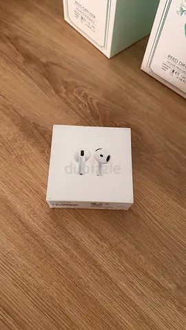 Apple AirPods 4 ( No ANC )
