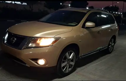 2013 Nissan Pathfinder SV | GCC Specs | Well Maintained Family SUV