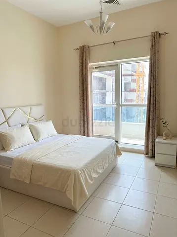 Executive Room for Rent – Couple or 2 Ladies | All-Inclusive