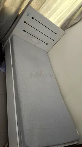 Single Bed available