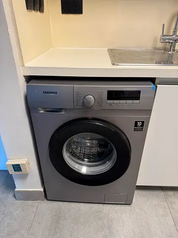 Samsung front-load washing machine - excellent working condition
