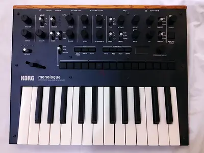 Korg Monologue. A legend in Synthesizers World.