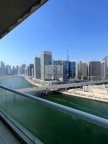 Hot Deal | Full Lake and Burj Khalifa View | Business Bay