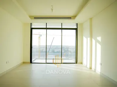 Exclusive Unfurnished 1BR Apartment | Laurel at City Walk