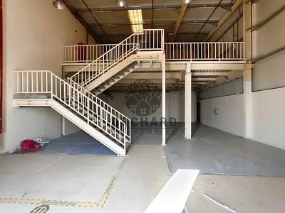 Front of the Road warehouse 2520 sqft Electricity 40kw Rent 130k