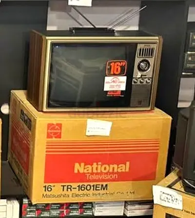 National TR-1601 EM 16" Wooden TV - WORKING!-Brand New In Box Vintage 1970s