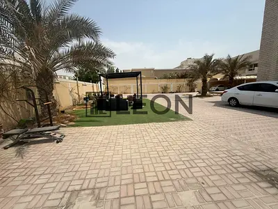 Commercial 10 Bedroom Villa Available In Umm Suqeim Good For Nursery