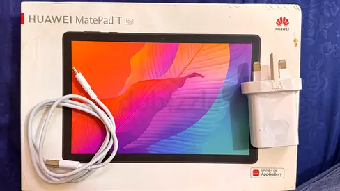 Huawei MatePad T10 tablet with charger and USB-C cable - Good working condition