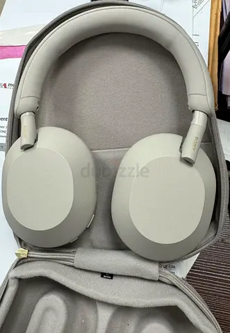 Sony headphone WH-1000XM5