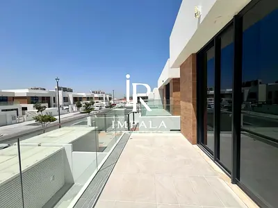 Luxury 4-Bedroom Villa | Single Row | Family Community | Prime Location