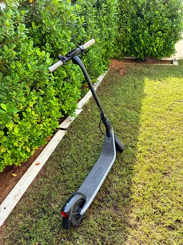 Ninebot E2 scooter