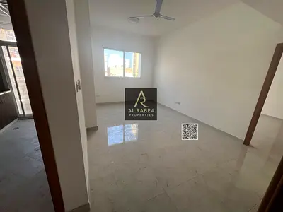 للايجار السنوي بالكورنيش اول ساكن شقه غرفتين وصاله و بلكونه و 2 حمام مع خزائن بالحائط شقه سعر ومساحه ممتازين جدااا