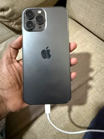 Iphone 13 pro max 1000dhs