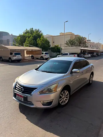 Nissan Altima 2015 SE GCC Specs
