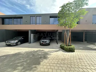 MID 4bhk | Luxury Community | Spacious Modern & Smart Home | Single Row