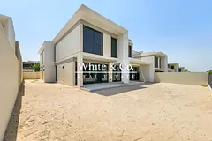 4 Bedroom | Open Kitchen | Upgraded Unit