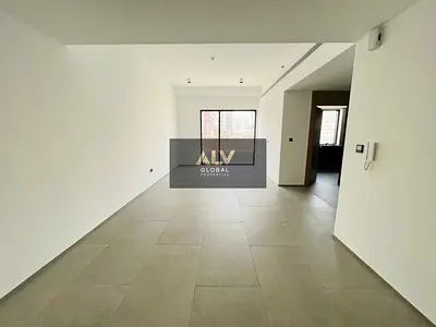 Brand New | Lavish Apartment | Semi Furnished