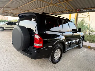 Mitsubishi Pajero 2005 GLS GCC Specs