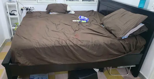 Super king size bed with mattress