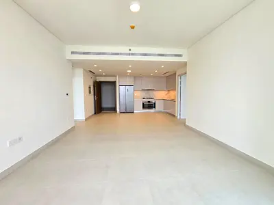 HIGH FLOOR | PANORAMIC SEA VIEW | BEACHFRONT