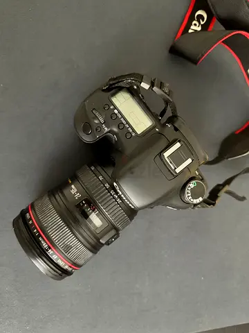 Canon 7D Body only