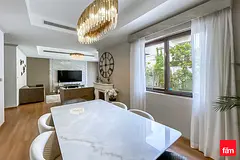 Modern Family Home with Landscaped Private Garden