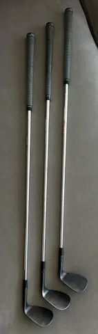 Set of 3 Used Vokey SM9 wedges - stiff shafts - left handed