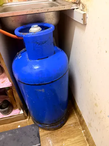Blue LPG Gas Cylinder (Used) - 20/25.9kg - 0506809336