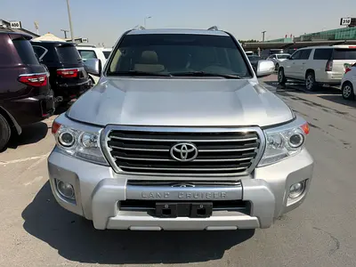 Toyota Land Cruiser GXR 2010 GCC Specsfullopshin