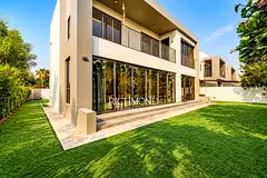 Upgraded I Unfurnished I Vastu Unit