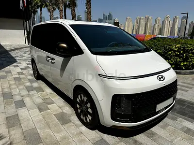 Hyundai Staria Premium 2023 GCC Specs || Single Owner