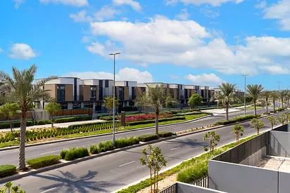 SINGLE ROW 4BR+M TOWNHOUSE | TYPE 4B1