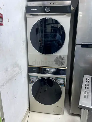Siemens iq700; washer 9kg dryer iq700 9kg good condition for sale