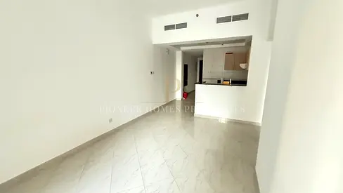 1 BHK| VACANT| WITH BALCONY| HOT DEAL|