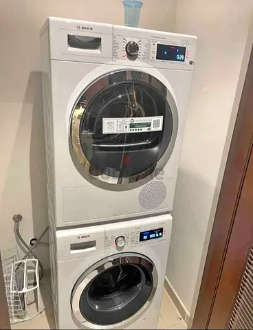 Bosch series 8 separate washing machine and Dryer 9x9 kg