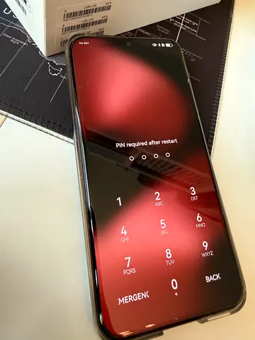 Huawei Pura80 Pro in clear case - flawless working condition.