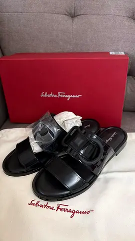 Ferragamo sandals US7