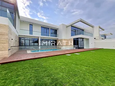 Modern High End | Private pool & garden