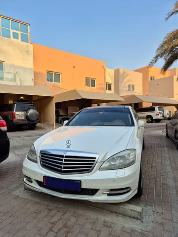 Mercedes-Benz S-Class S 300 2012 GCC Specs
