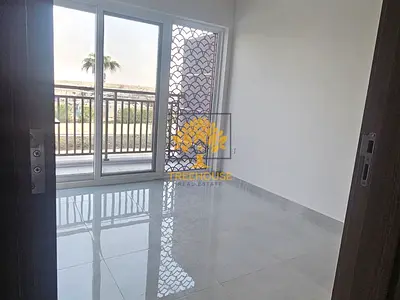 SPACIOUS 4 BR TOWNHOUSE || FAMILY FREINDLY || GREAT DEAL