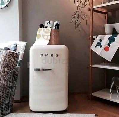 Brand SMEG 50's Retro Style Single Door Refrigerator 135L - Cream